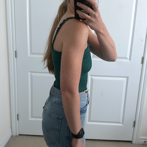 Ruched Green Crop Too - Picture 3 of 5